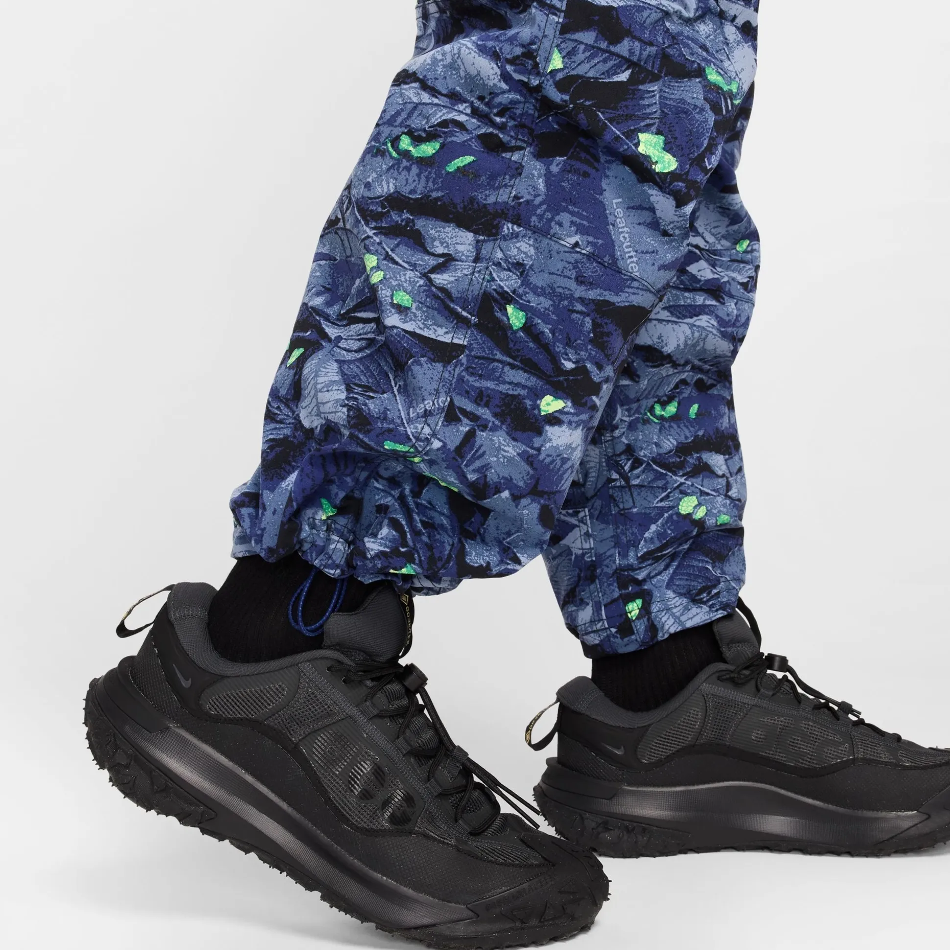 Acg Smith Summit Uv Cargo Pants