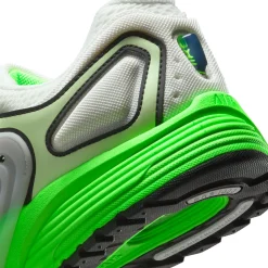 Air Pegasus Wave Summit White/Barely Volt