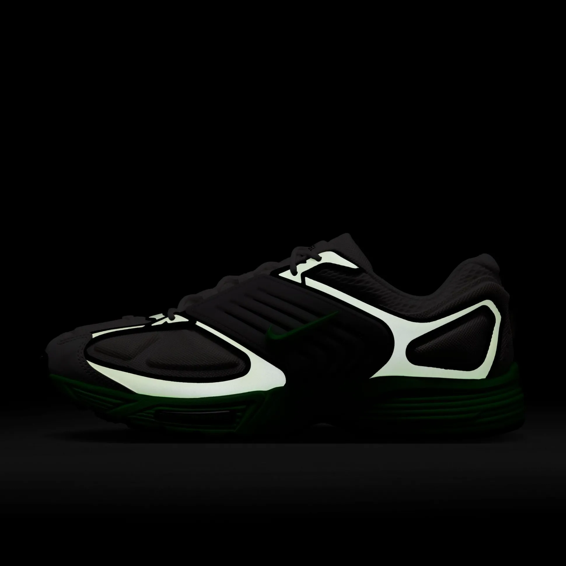 Air Pegasus Wave Summit White/Barely Volt