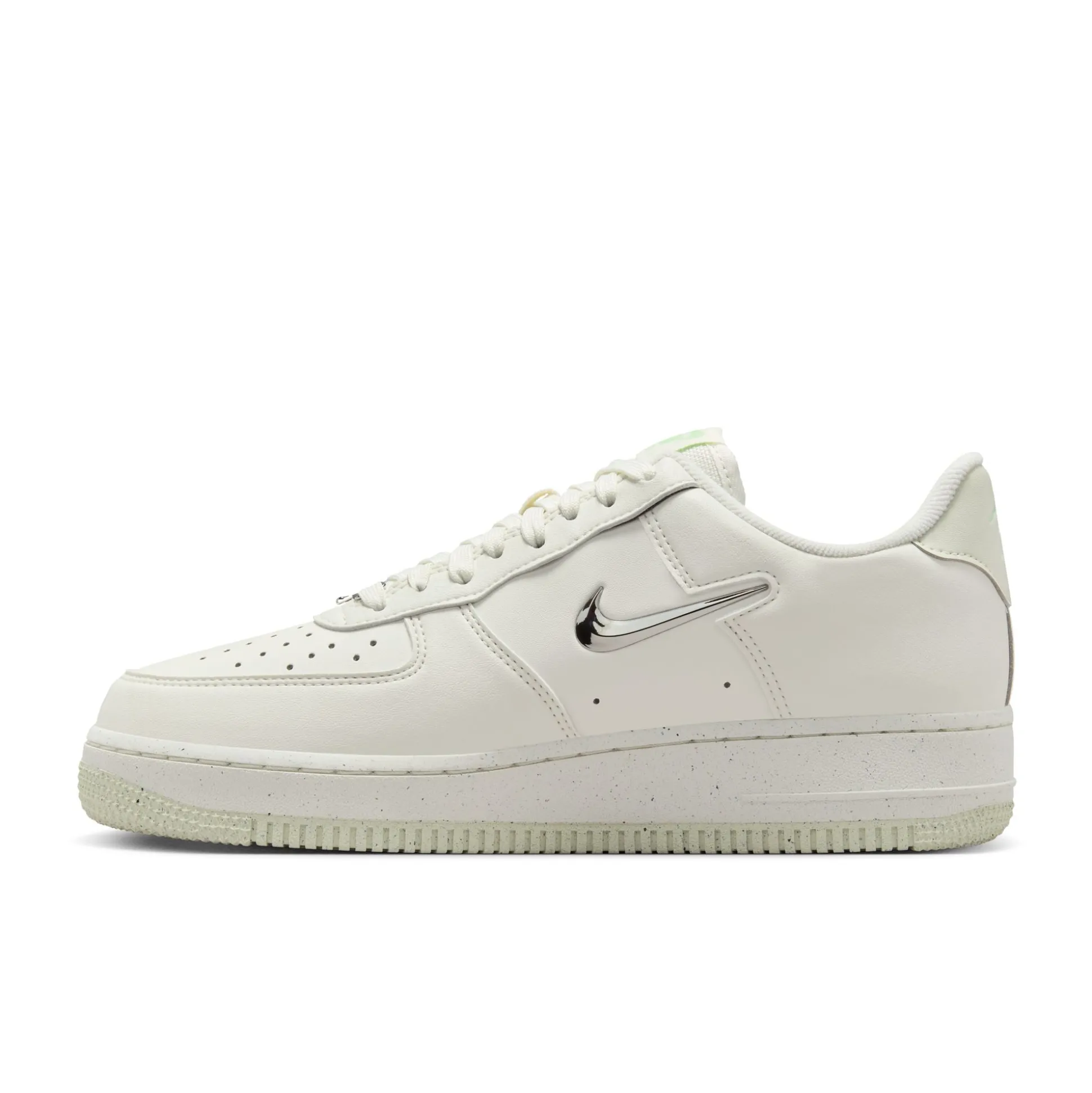 Air Force 1 07 Next Nature SE