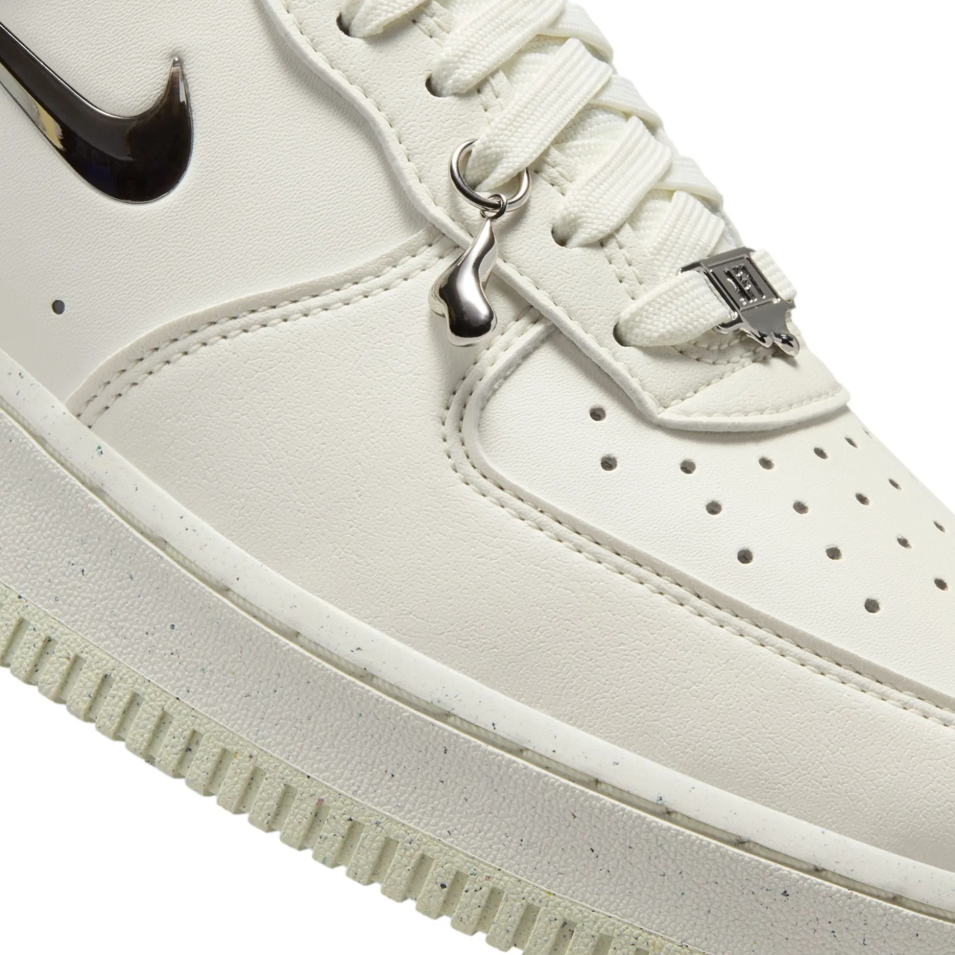 Air Force 1 07 Next Nature SE