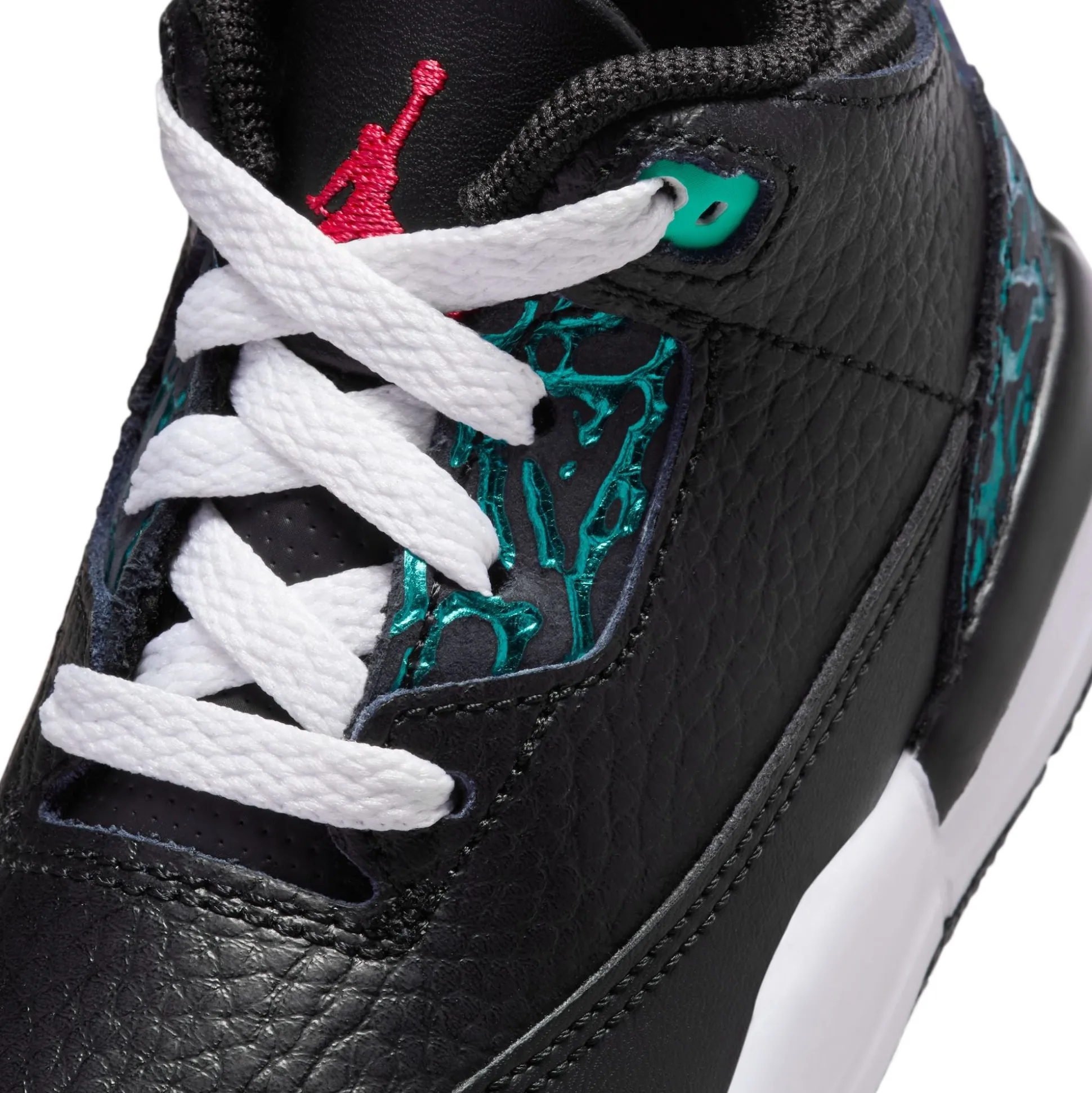 Air Jordan 3 Retro SE Moto TD