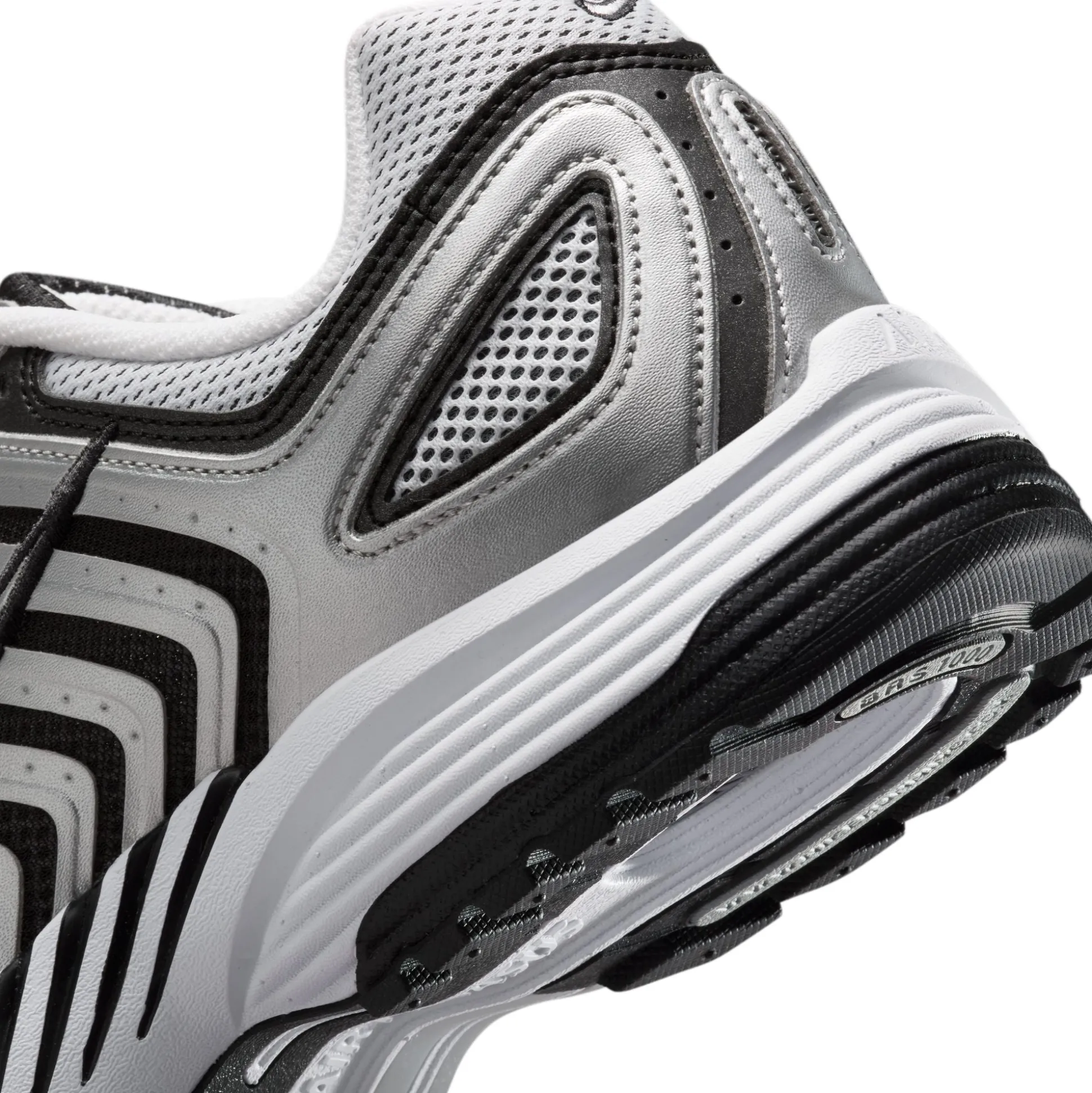 Air Peg 2K5 Metallic Silver White Black