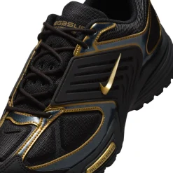 Air Pegasus Wave Black & Metallic Gold