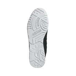 AR Trainer Black White