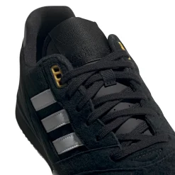 AR Trainer Black White