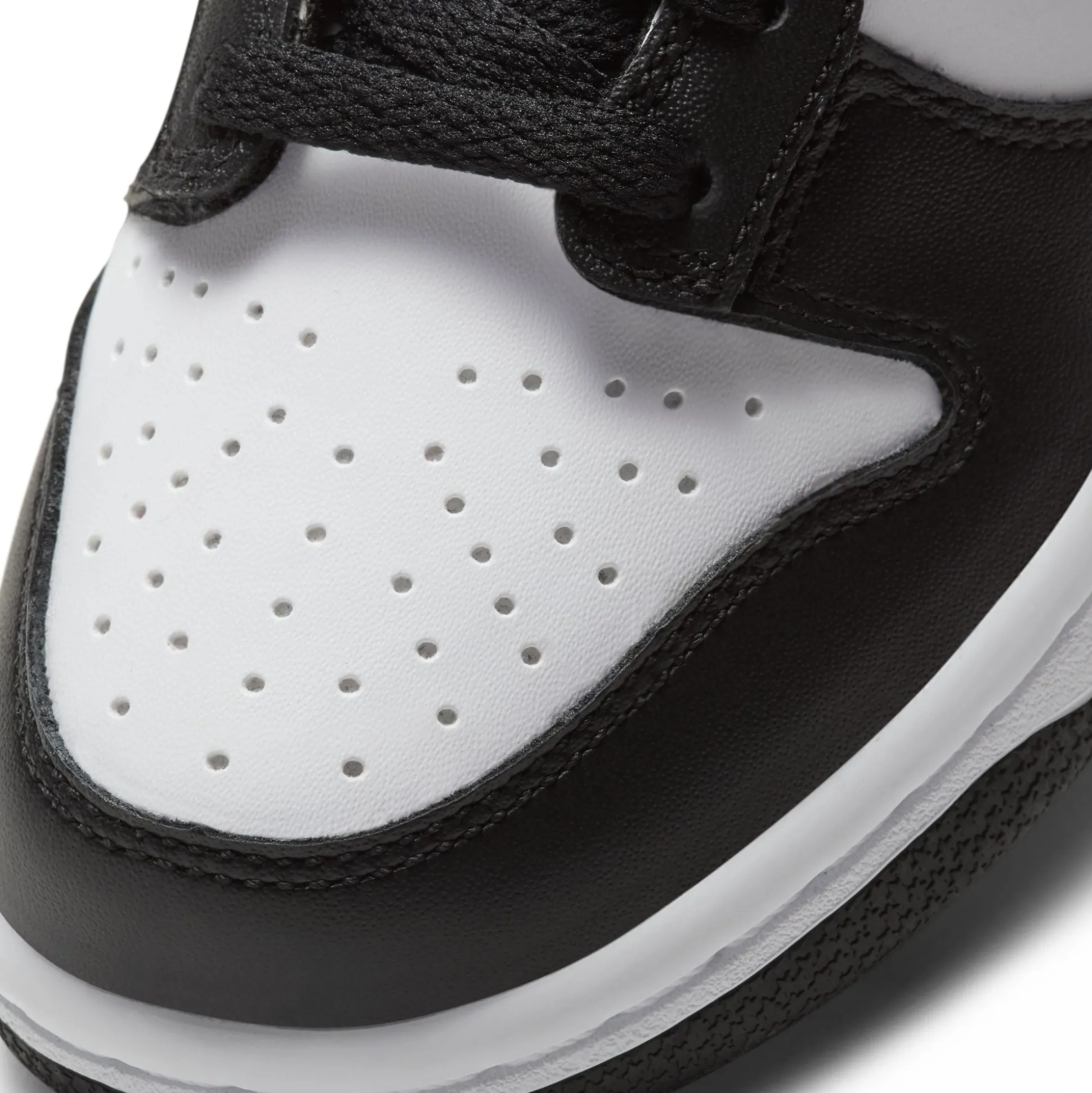 Dunk Low Retro White Black Panda GS
