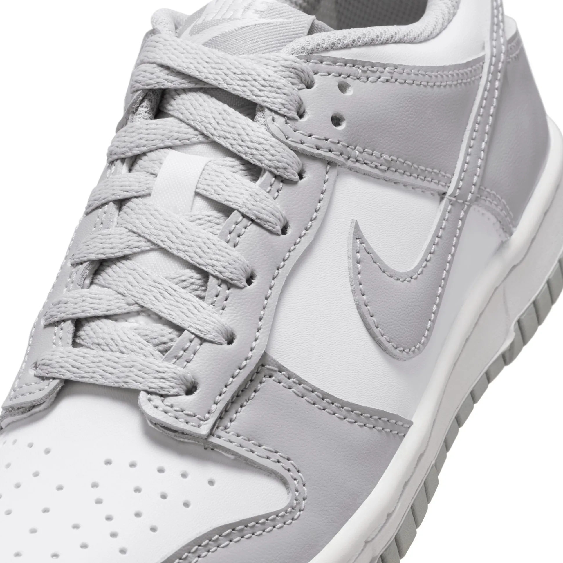 Dunk Low White Light Smoke Grey GS
