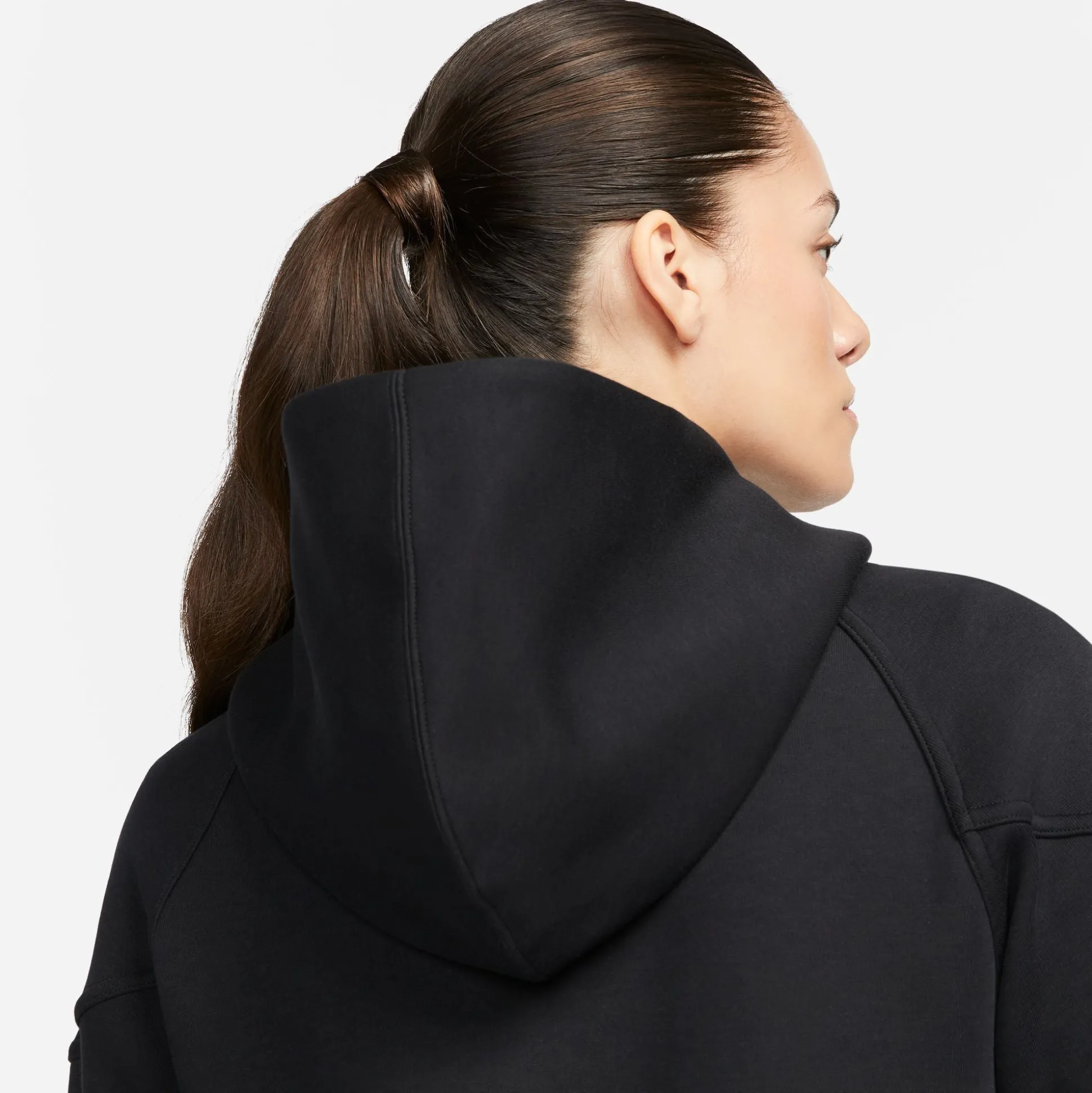 FB8338-010-Women Tech Fleece Windrunner Hdy