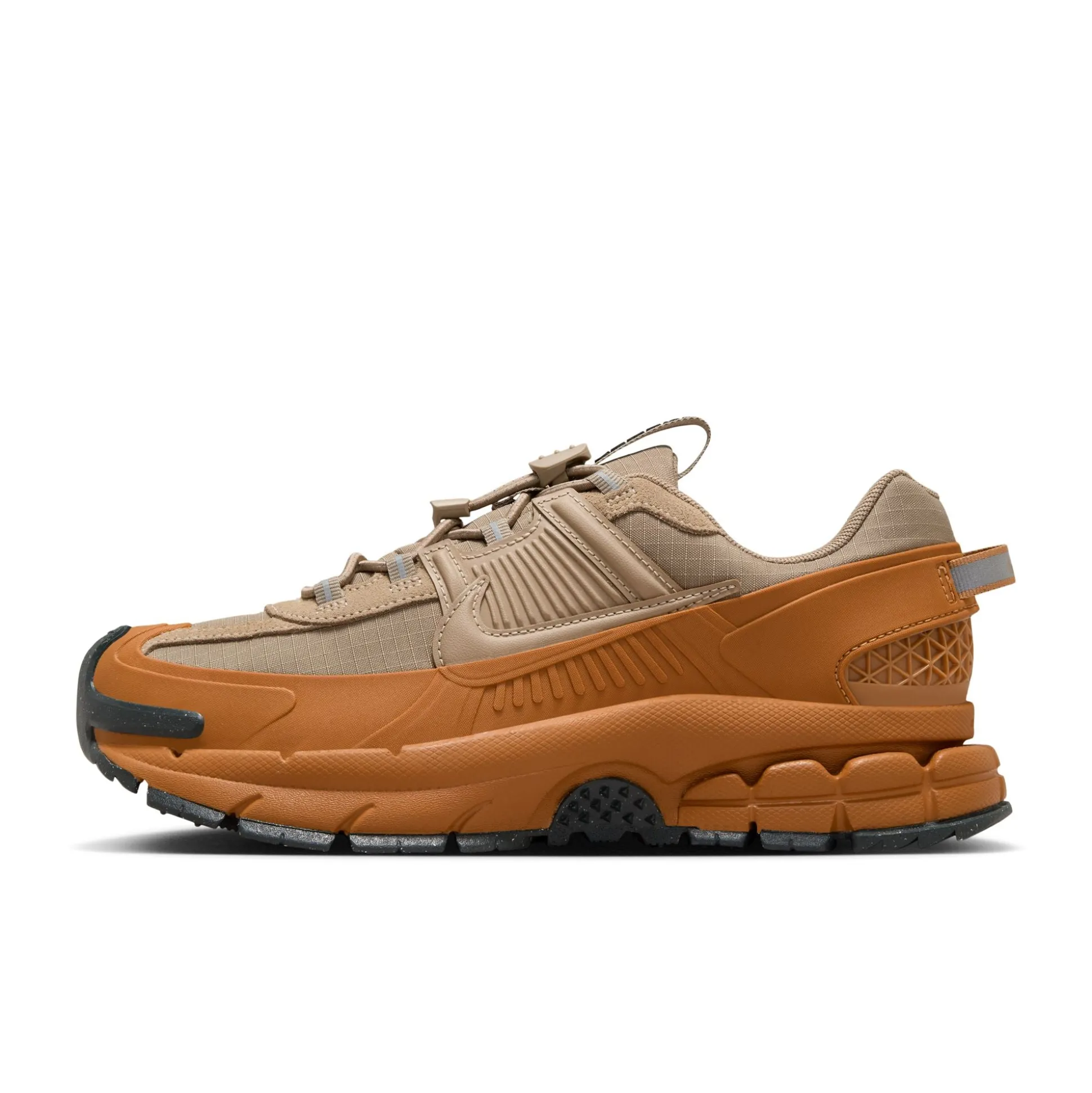 HQ2181-200-Women Zoom Vomero Roam