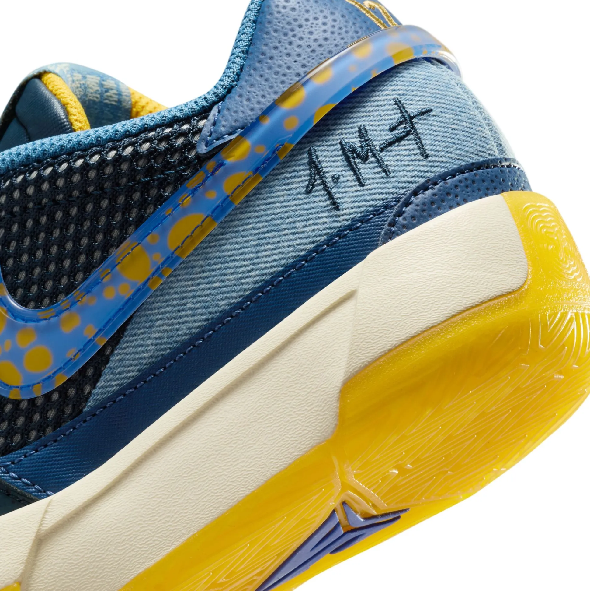 Ja 1 Boasts Striking Blue Tones GS