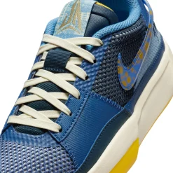 Ja 1 Boasts Striking Blue Tones GS