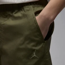 Jordan Essentials Woven Shorts