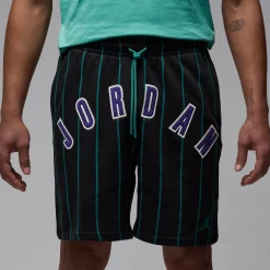 Jordan shorts striped black
