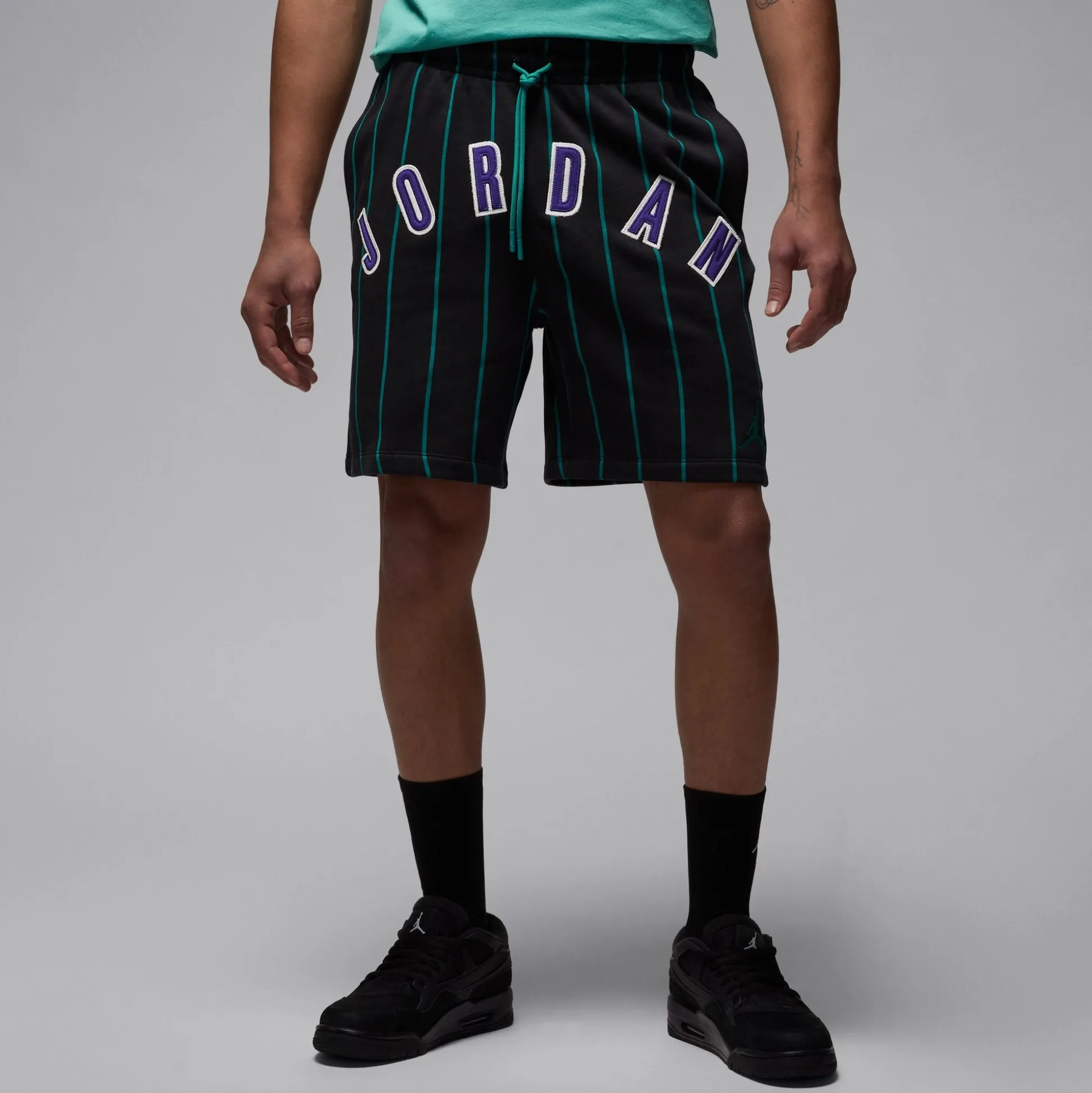 Jordan shorts striped black