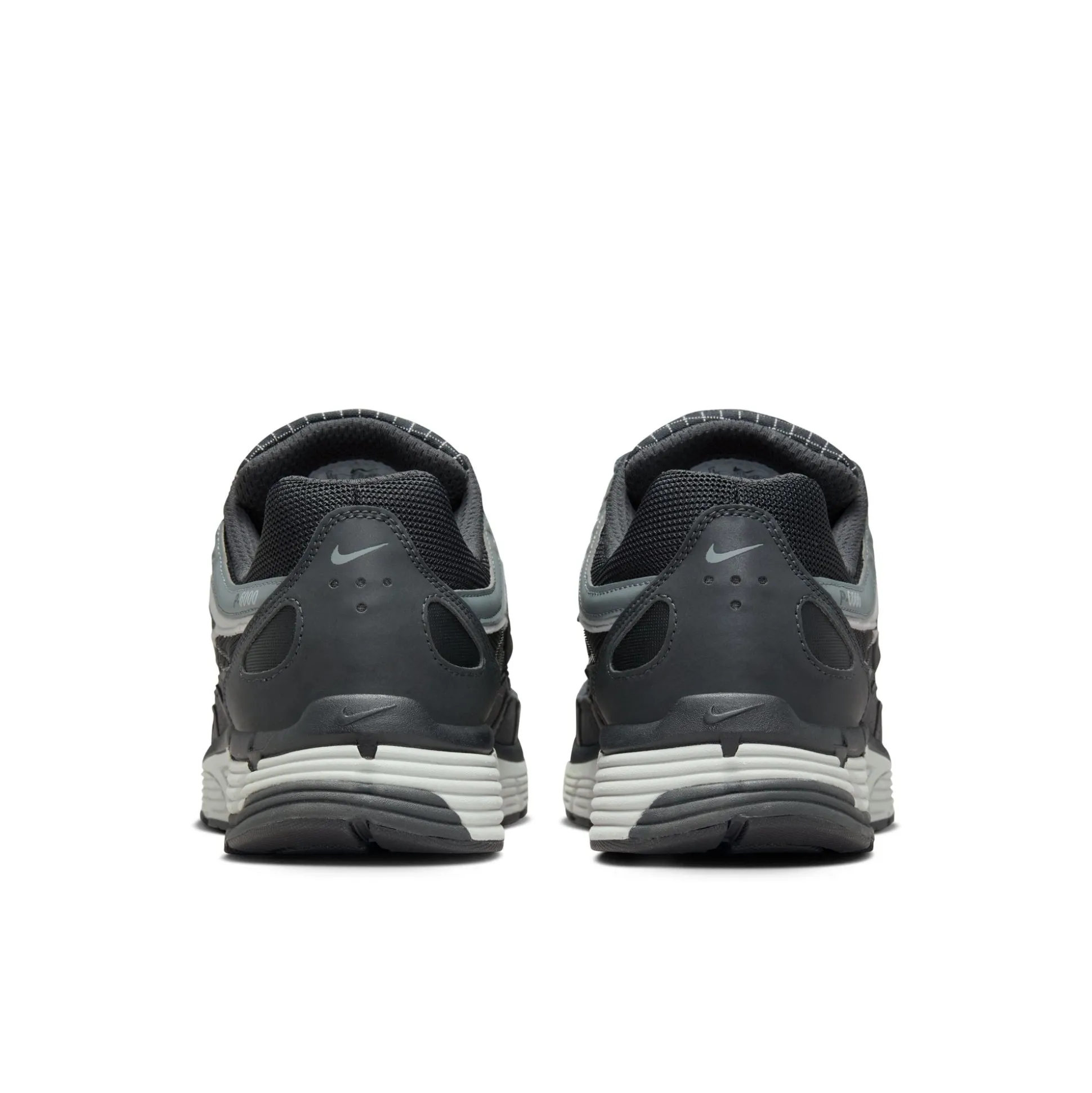 P-6000 Winterized Anthracite & Smoke Grey