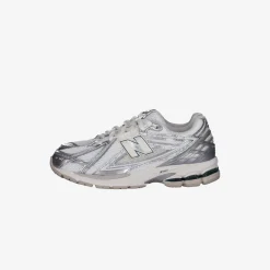 1906R 'Silver Metallic Sea Salt'
