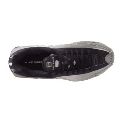 Shox R4 Off Noir & Ironstone