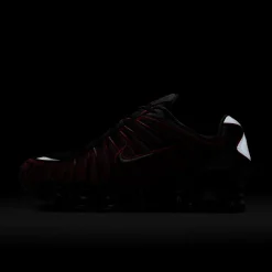 Shox TL Black University Red Gradient