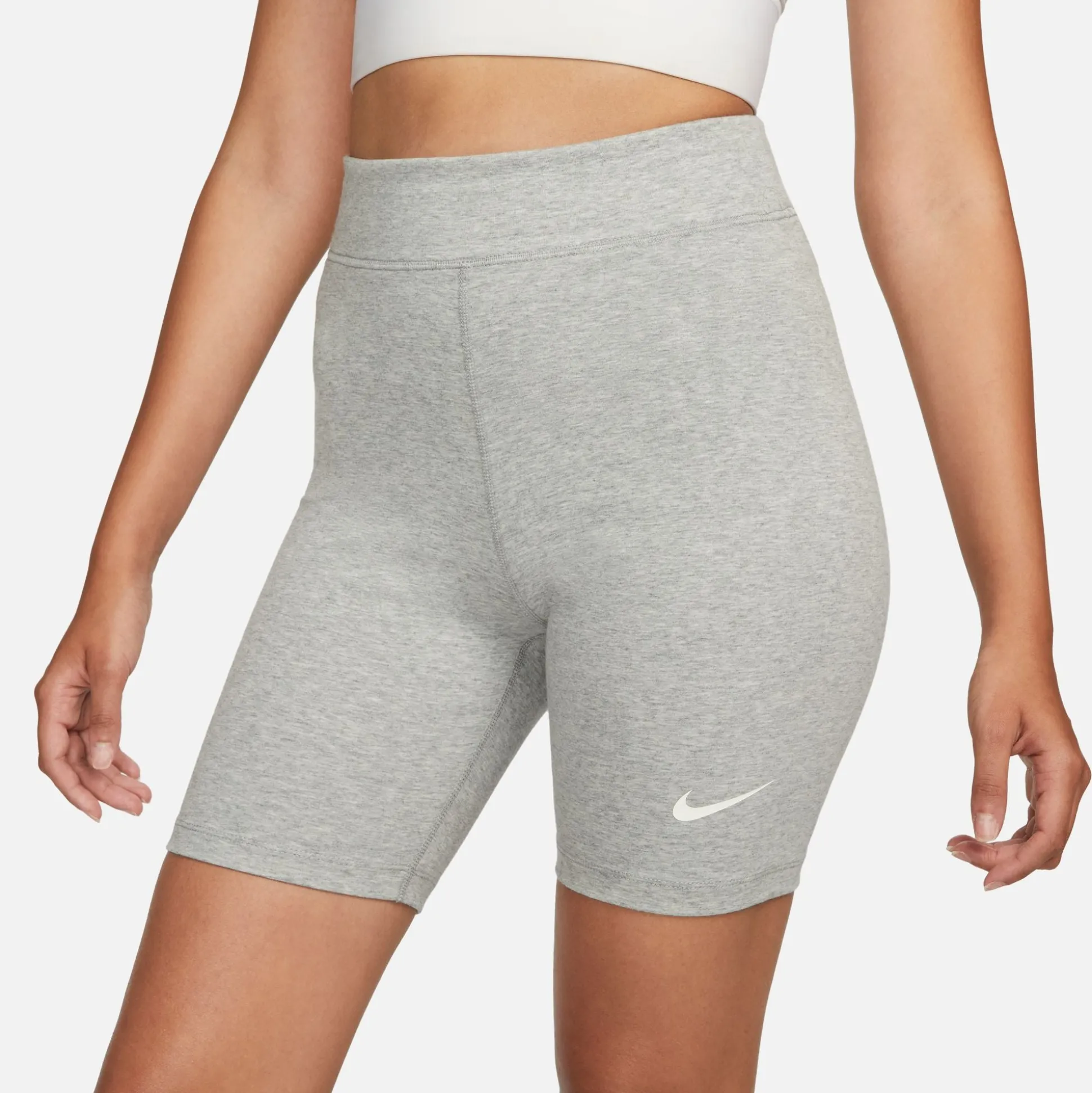 Sportswear Classic High-Waisted 8 Biker Shorts