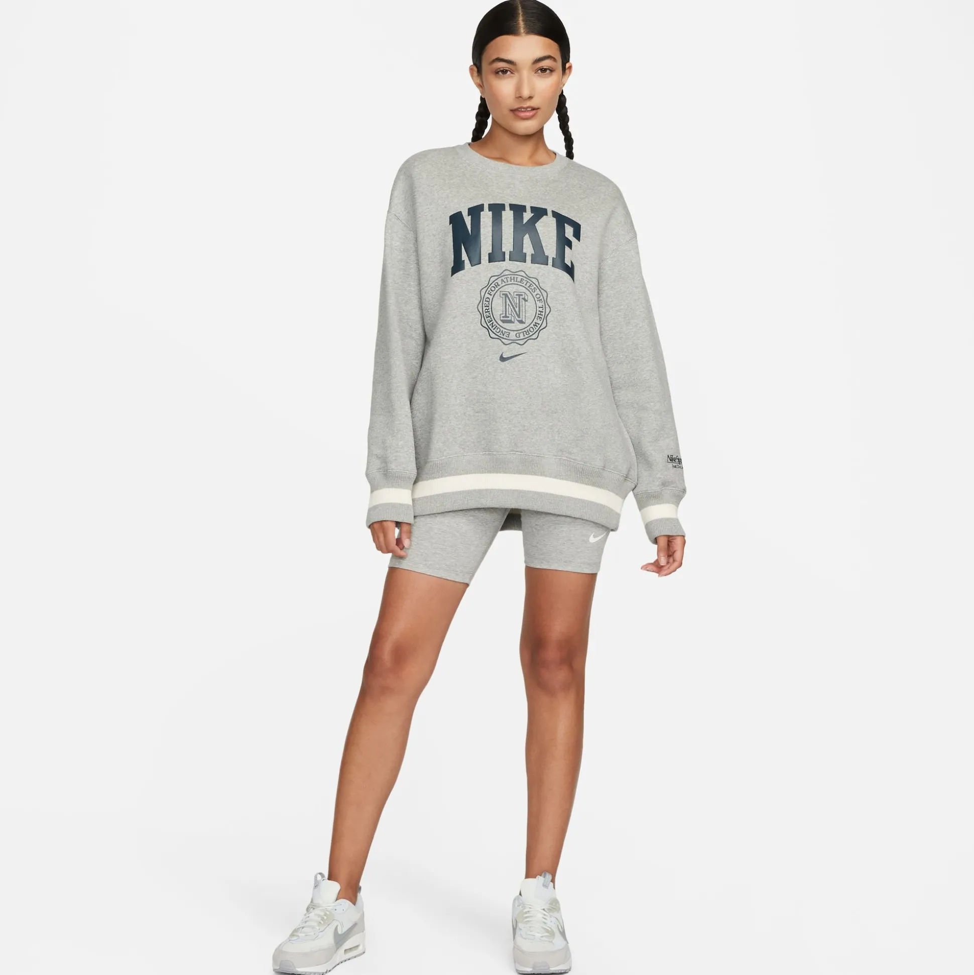 Sportswear Classic High-Waisted 8 Biker Shorts