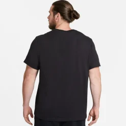 Sportswear Club T-Shirt