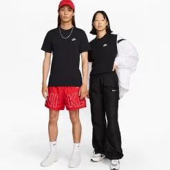 Sportswear Club T-Shirt