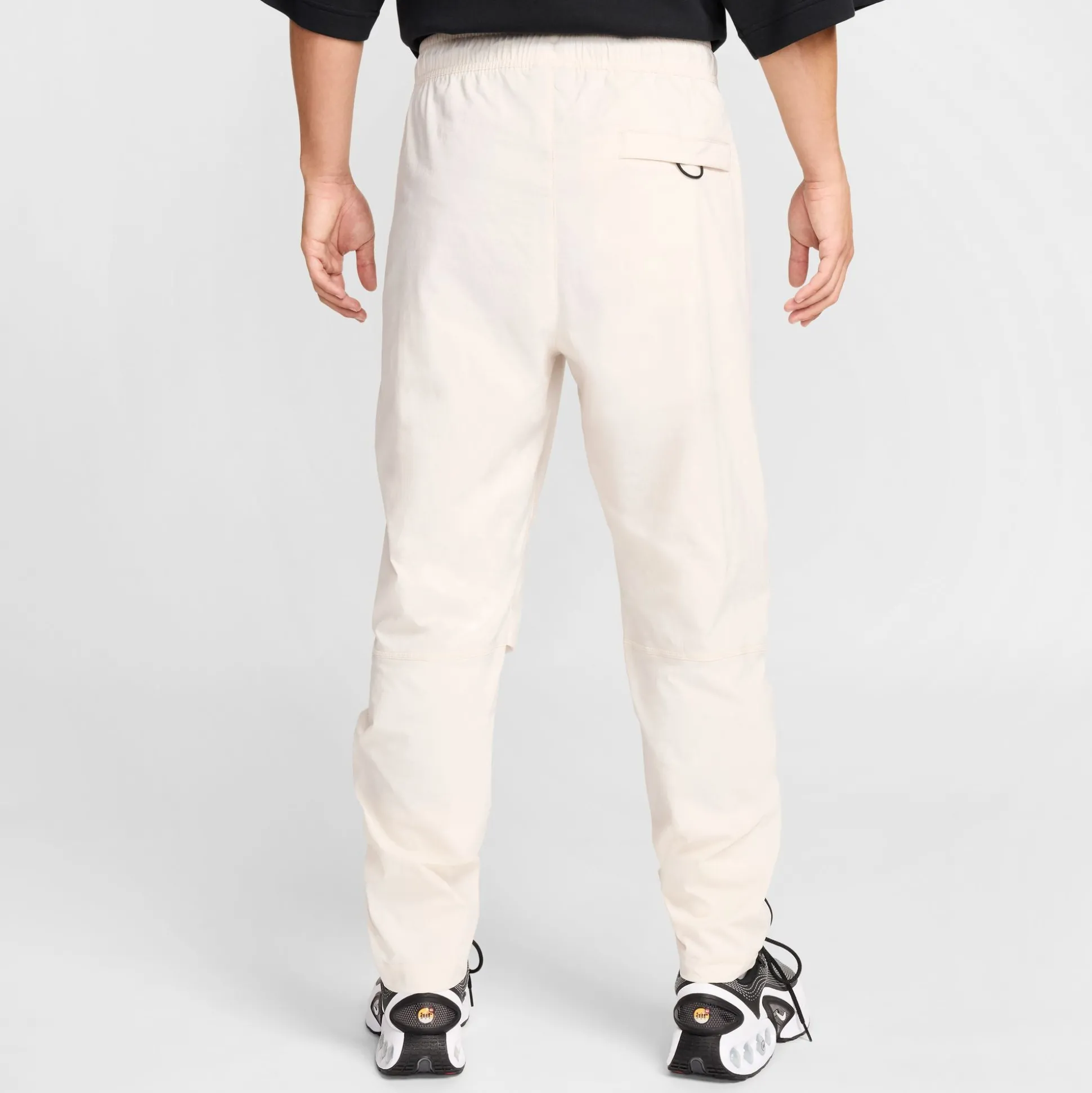 SportswearTech Woven Pants