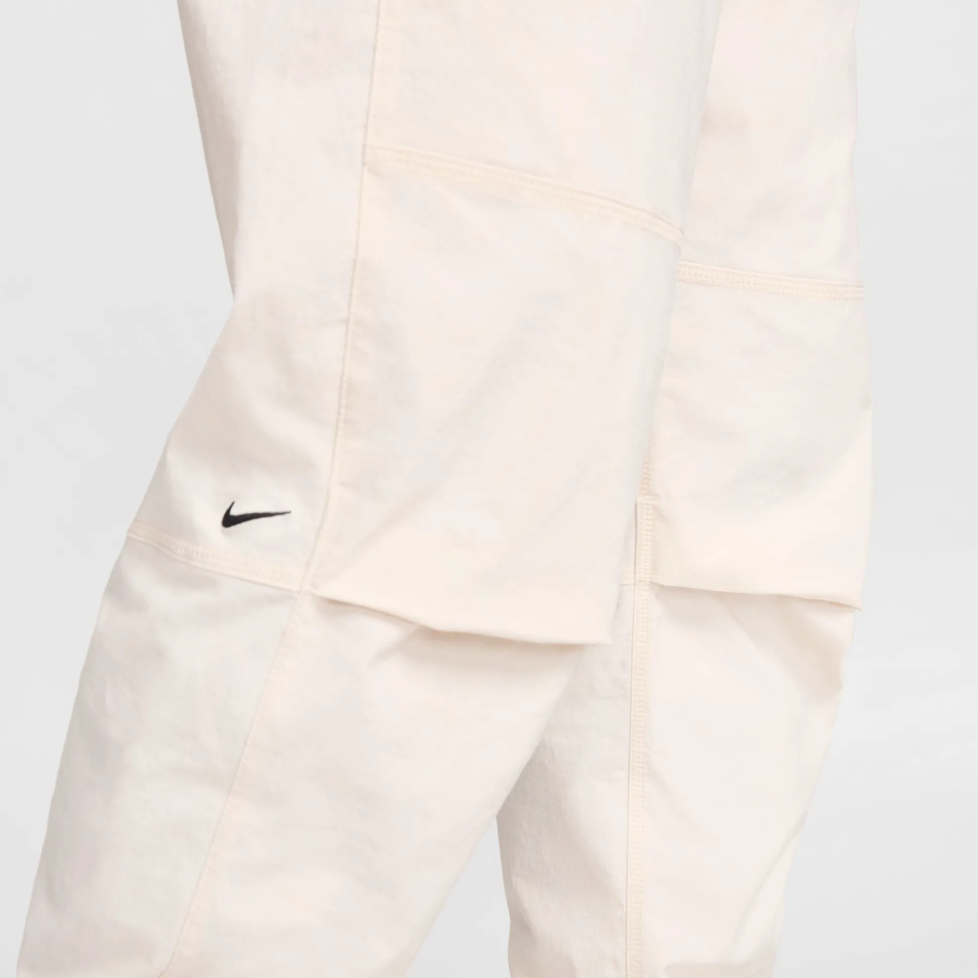 SportswearTech Woven Pants