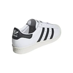 Superstar 82