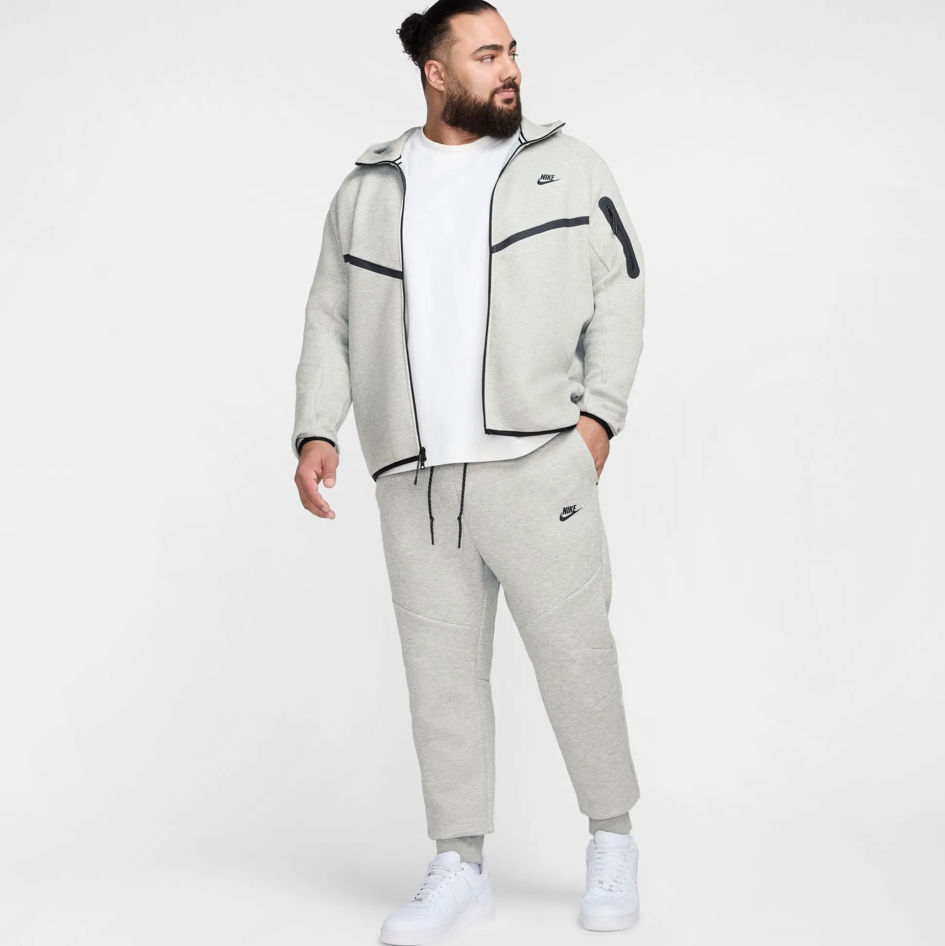 Tech Men's Fleece Joggers