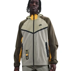 Tech Woven Windrunner Full Zip Jacket Brown
