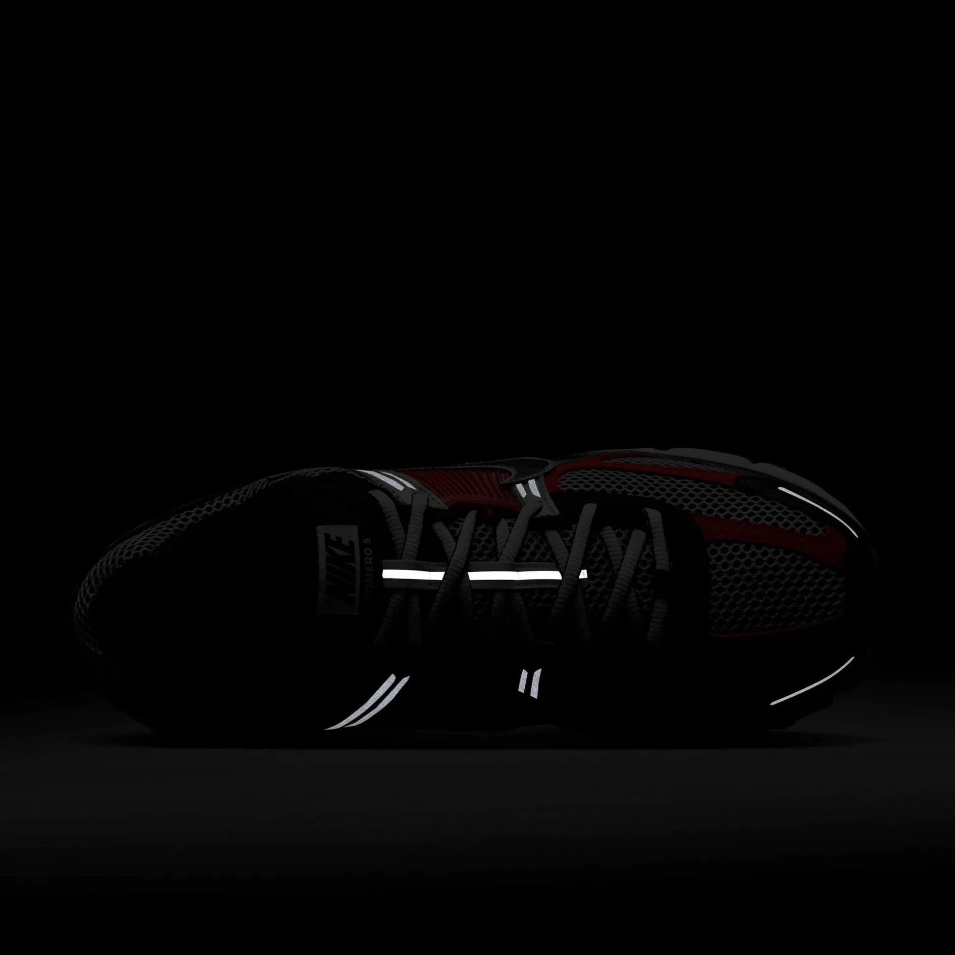 Zoom Vomero 5